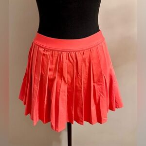 Lululemon Athletica coral pleated Skirt